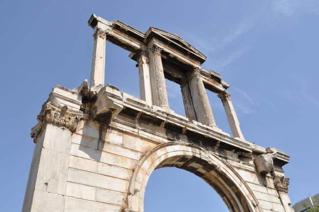 Rasgos de la Arquitectura del Arco de Adriano