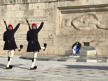 Changing of the guard in Athens