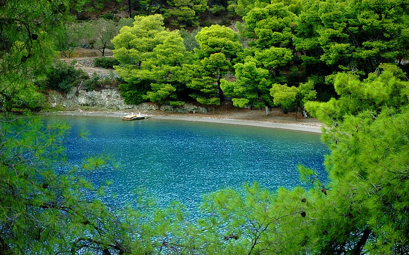 Playa de la isla de Poros, cerca de Atenas